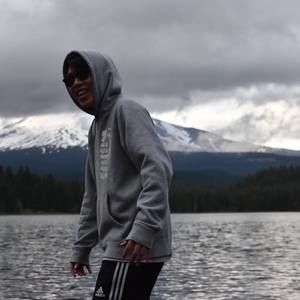 Meet your Posher, Ethan